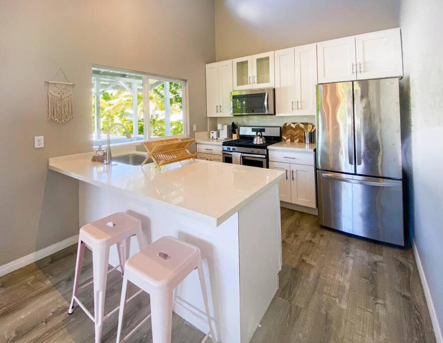 Appartement Hibiscus Hale, Full Kitchen, King Bed, Parking à Keaau Extérieur photo